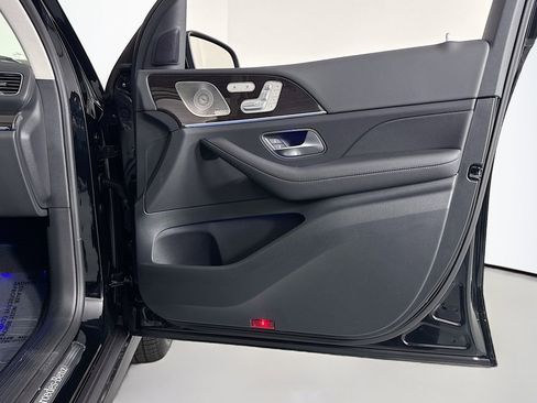 New 2026 Mercedes-Benz GLS 450 4MATIC image 24
