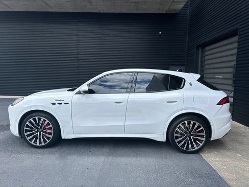 Used 2023 Maserati Grecale Modena AWD/4WD image 2