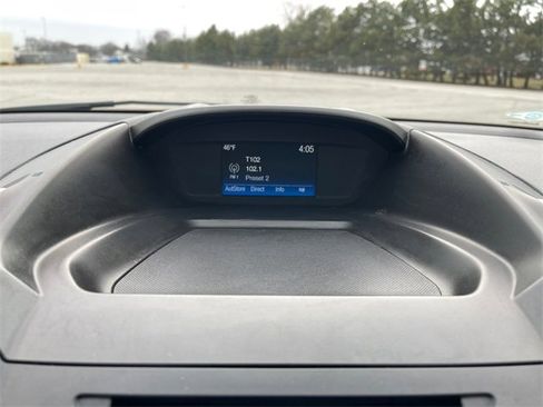 Used 2018 Ford Escape SE image 25