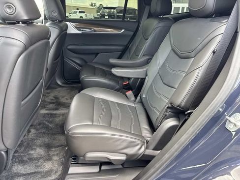 Used 2024 Cadillac XT6 Sport w/ LPO, Onyx Lite Package AWD/4WD image 14