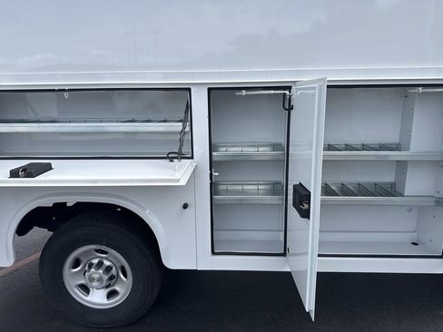 New 2024 Chevrolet Express 3500 w/ Power Convenience Package RWD image 32