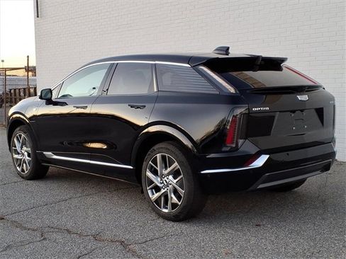 New 2026 Cadillac Optiq Luxury 1 image 3