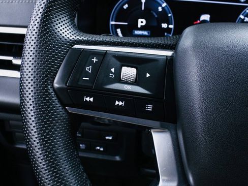 Used 2023 Mitsubishi Outlander SEL image 20