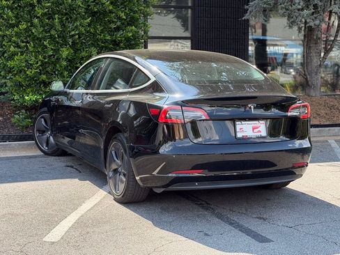 Used 2018 Tesla Model 3 Long Range RWD image 19