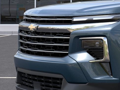 New 2026 Chevrolet Traverse LT w/ Driver Confidence Package FWD image 13