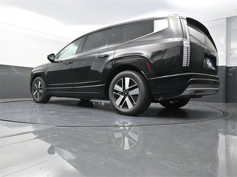 New 2026 Hyundai Ioniq 9 SEL image 26