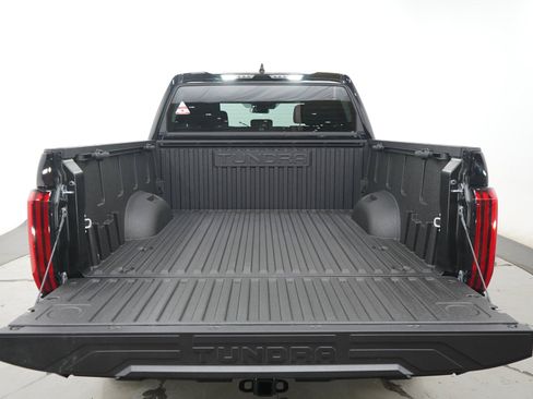 Used 2026 Toyota Tundra SR5 AWD/4WD image 16