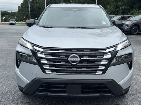 Certified 2025 Nissan Rogue S image 32