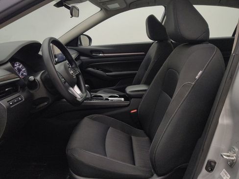 Used 2023 Nissan Altima 2.5 SV AWD/4WD image 17