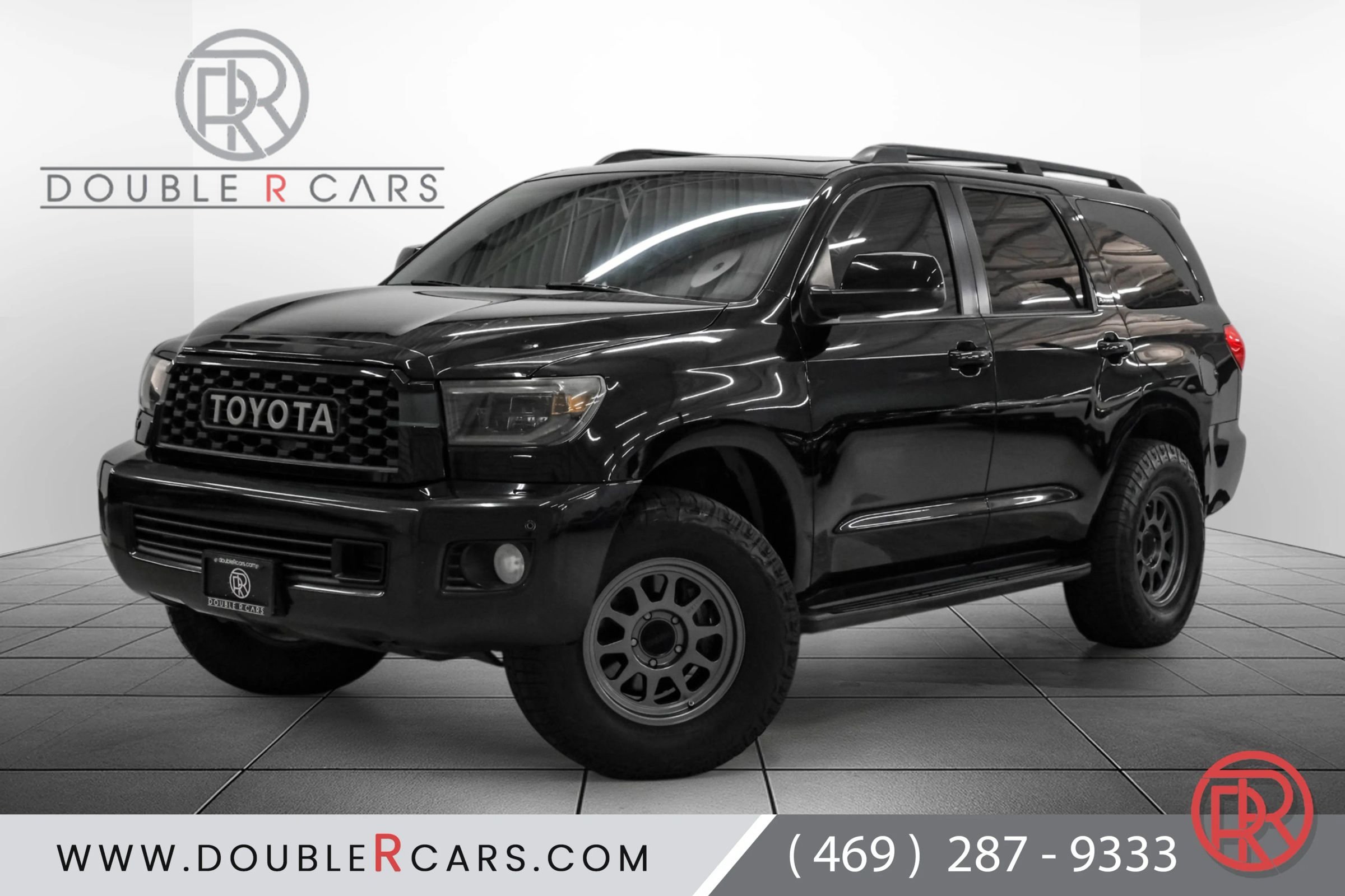 Used 2010 Toyota Sequoia Platinum AWD/4WD image 1