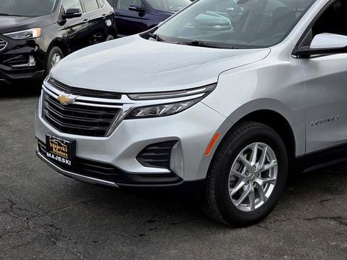 Used 2022 Chevrolet Equinox LT image 13