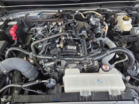Used 2025 Toyota Tacoma SR RWD image 39