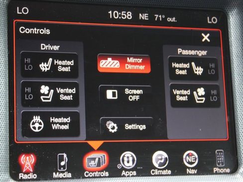 Used 2016 Dodge Challenger R/T Plus image 33