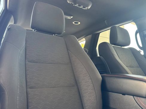 Used 2025 Dodge Durango GT AWD/4WD image 21