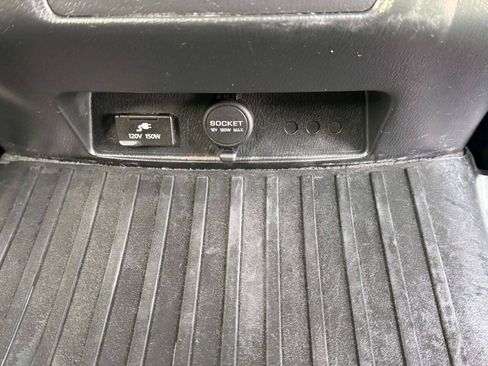 Used 2017 Nissan Armada SL w/ Technology Package AWD/4WD image 33