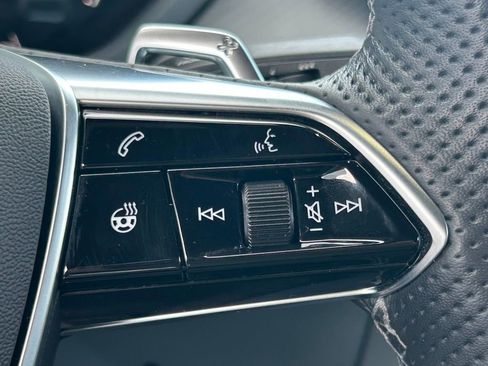 Used 2023 Audi RS e-tron GT w/ Ceramic Brake Package image 25