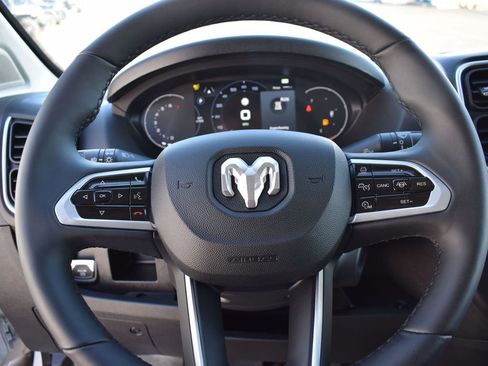 New 2024 RAM ProMaster 2500 w/ Advanced Safety Group image 28