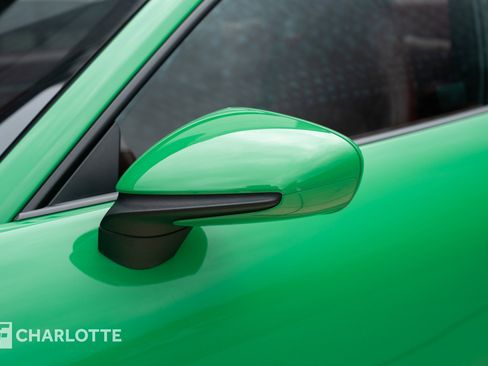 Used 2022 Porsche 911 Turbo image 9