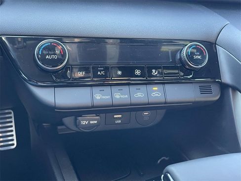 New 2026 Hyundai Elantra Sport image 15