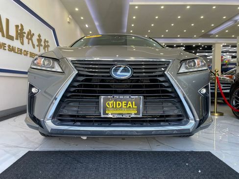 Used 2018 Lexus RX 350 AWD w/ Premium Package image 3