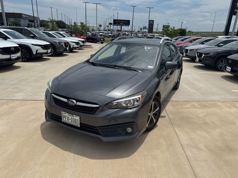 Used 2021 Subaru Impreza 2.0i Premium AWD/4WD image 2