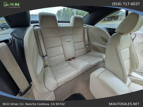 Used 2008 Volkswagen Eos Lux FWD image 28