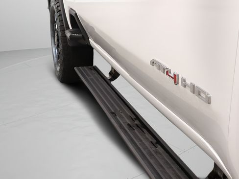 Used 2026 GMC Sierra 2500 AT4 w/ AT4 Premium Plus Package AWD/4WD image 34