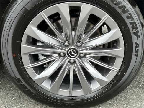 Certified 2025 MAZDA CX-90 3.3 Turbo w/ Preferred Package image 11