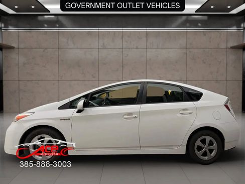 Used 2014 Toyota Prius One image 4
