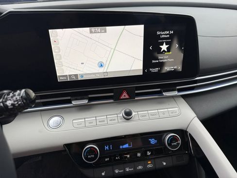 New 2026 Hyundai Elantra Limited FWD image 16