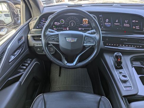 Used 2022 Cadillac Escalade Sport w/ Touring Package image 21