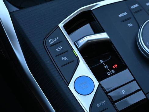 New 2026 BMW i4 xDrive40i w/ M Sport Package image 18