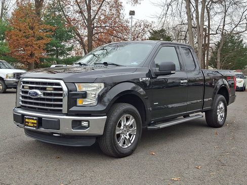 Used 2015 Ford F150 XLT w/ Equipment Group 302A Luxury image 3