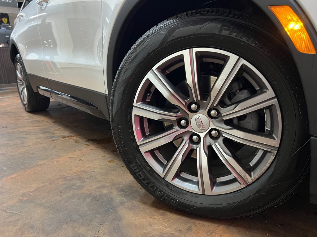 Used 2023 Cadillac XT4 Sport w/ Driver Assist Package AWD/4WD image 41