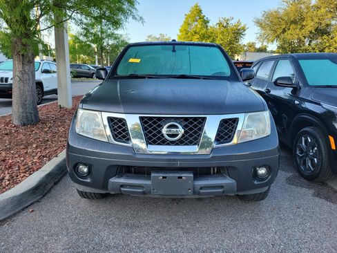 Used 2014 Nissan Frontier SV w/ SV Value Truck Package RWD image 10