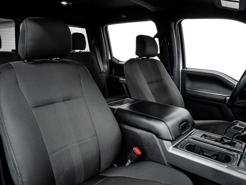 Used 2016 Ford F150 XLT w/ Equipment Group 302A Luxury image 20