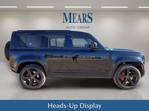 Used 2023 Land Rover Defender 110 X image 7