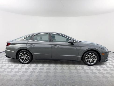 Used 2022 Hyundai Sonata SEL FWD image 4