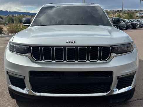 Used 2021 Jeep Grand Cherokee L Limited AWD/4WD image 2