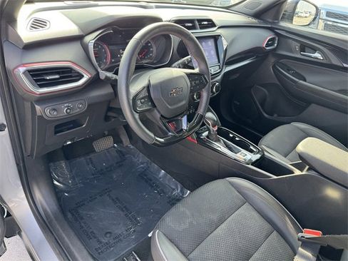 Certified 2023 Chevrolet TrailBlazer RS w/ Sun and Liftgate Package image 9