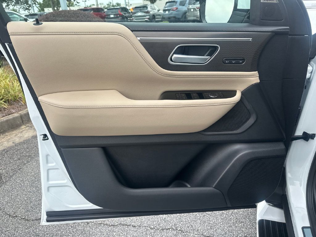 Certified 2026 INFINITI QX80 Pure w/ Cargo Package RWD image 10