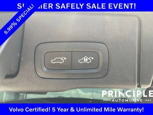 Certified 2024 Volvo XC60 B5 Plus w/ Protection Package Premier AWD/4WD image 24