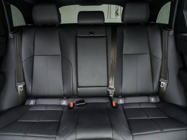 New 2026 Land Rover Range Rover Velar S AWD/4WD image 17