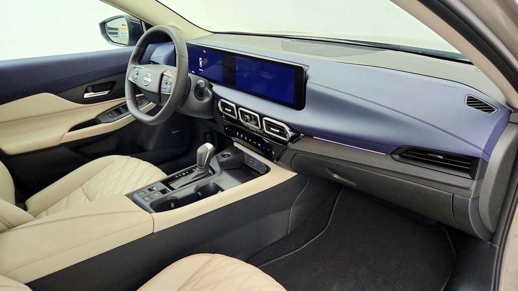 Used 2026 Nissan Sentra SL w/ Floor Mat Package FWD image 25