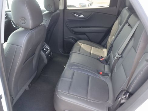 Used 2024 Chevrolet Blazer LT image 17