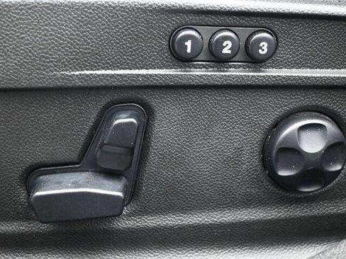 Used 2021 Alfa Romeo Giulia Ti w/ Nero Edizione image 8