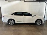 Used 2018 Volkswagen Passat 2.0T SEL Premium image 5