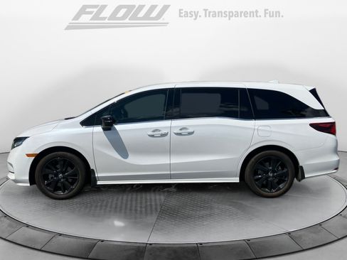 Used 2024 Honda Odyssey Sport image 5