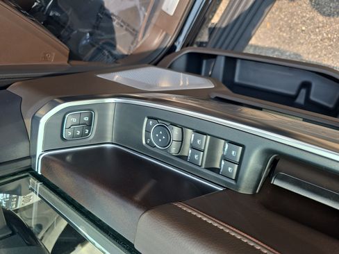 Used 2025 Ford F150 King Ranch AWD/4WD image 30