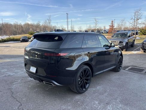 New 2026 Land Rover Range Rover Sport SE AWD/4WD image 5